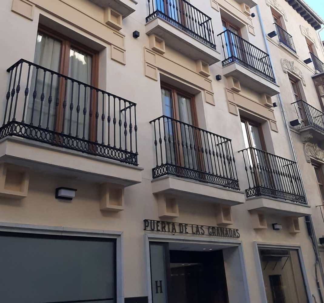 Puerta de las granadas Tuyser